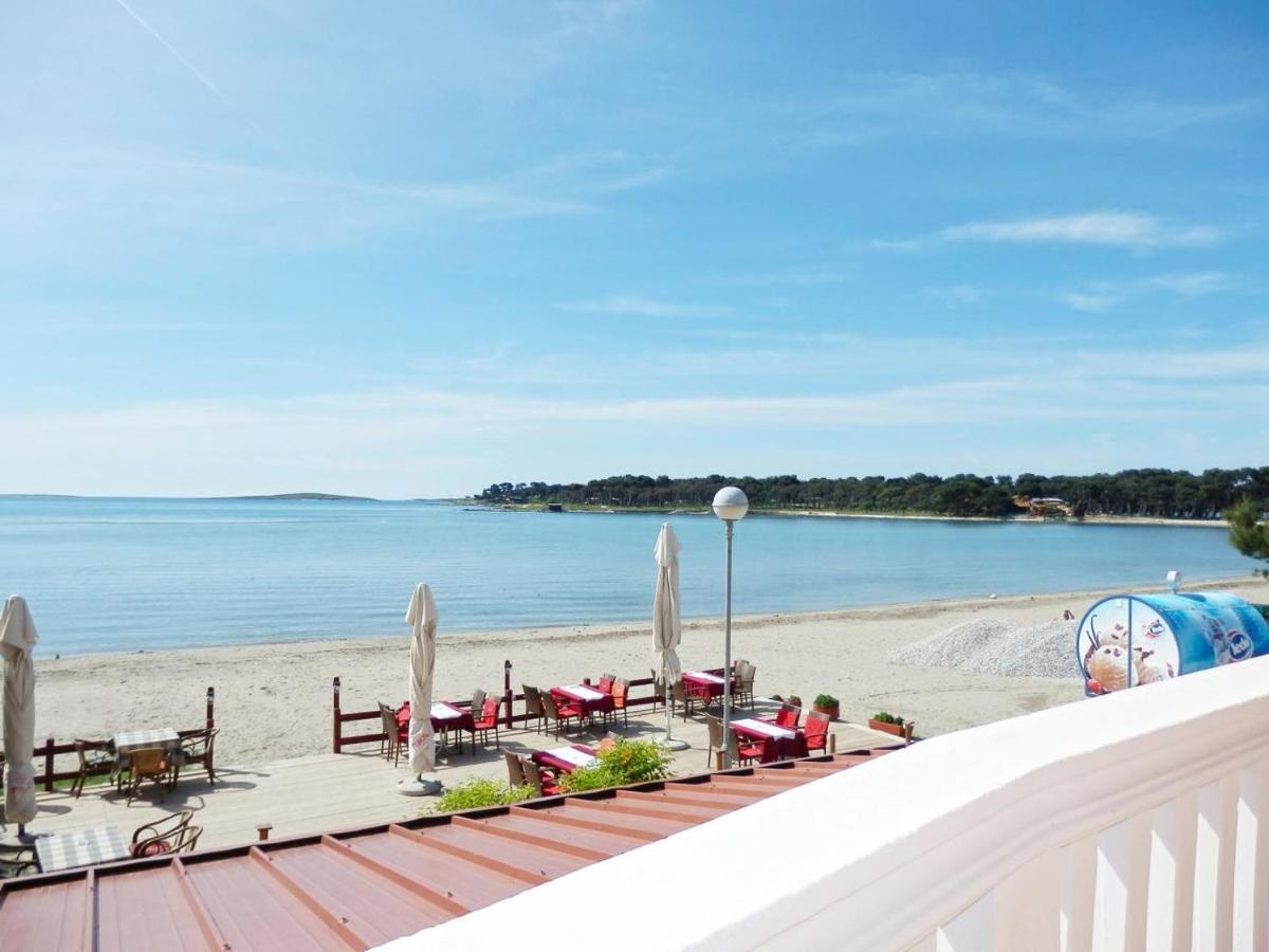 Idila Sea Front Apartments Medulin Eksteriør billede